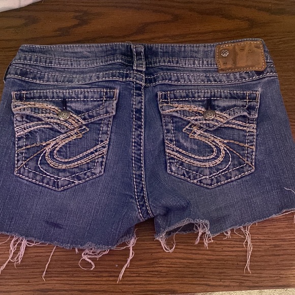 MISS ME jean shorts size 2 - Picture 2 of 3